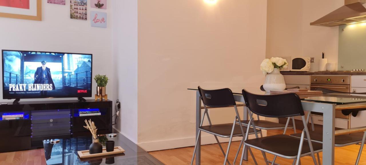 Exquisite One Bedroom Apartment In The Heart Of Sheffield City Centre Kültér fotó