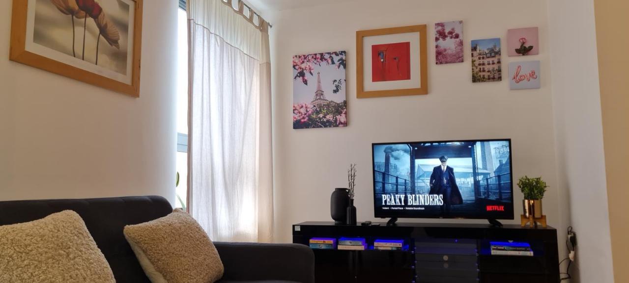 Exquisite One Bedroom Apartment In The Heart Of Sheffield City Centre Kültér fotó